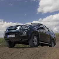 Isuzu D-Max Double Cab: Cesta z velkoměsta do srdce maďarských vinic