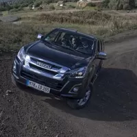 Isuzu D-Max Double Cab: Cesta z velkoměsta do srdce maďarských vinic