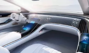 Mercedes odhalil interiér nového konceptu. Akcie výrobců útěrek z mikrovlákna letí vzhůru.