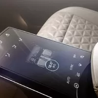 Automobilka Byton míří na evropský trh. Kupce láká na displeje a kamery.