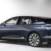 Automobilka Byton míří na evropský trh. Kupce láká na displeje a kamery.