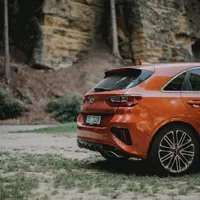 Kia Ceed GT: Zbláznil se nám Jeník?