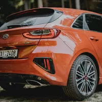 Kia Ceed GT: Zbláznil se nám Jeník?