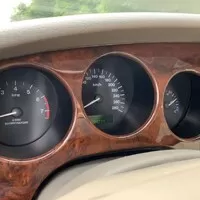 Jaguar XKR vs. Maserati Coupe 4200GT Cambiocorsa: Síla nostalgie