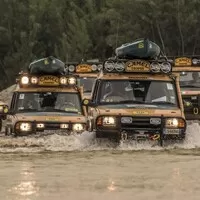 Camel Trophy: Vrátí se někdy žluté Land Rovery?