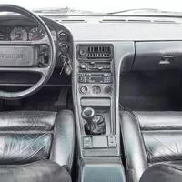 VW Golf 928 - interiér
