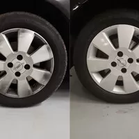 Čištění auta nemusí stát tisíce. Jde to i jinak