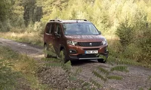 Peugeot Rifter Long 1.5 BlueHDi: Konečné řešení rodinné mobility