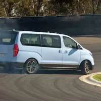Hyundai H-1N je ideální volba pro všechny, kterým je i30N malá.