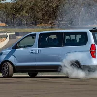 Hyundai H-1N je ideální volba pro všechny, kterým je i30N malá.