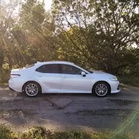 Toyota Camry 2.5 Hybrid Executive VIP: Ber, nebo nech být