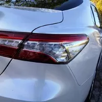 Toyota Camry 2.5 Hybrid Executive VIP: Ber, nebo nech být