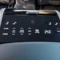 Toyota Camry 2.5 Hybrid Executive VIP: Ber, nebo nech být
