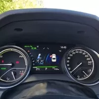 Toyota Camry 2.5 Hybrid Executive VIP: Ber, nebo nech být