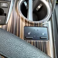 Toyota Camry 2.5 Hybrid Executive VIP: Ber, nebo nech být