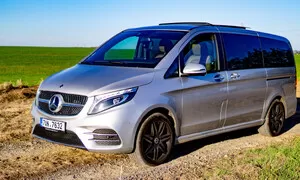 Dodávkář, Recenze & testy: Mercedes-Benz V300d L Avantgarde 4MATIC: Business jet na kolech