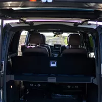 Mercedes-Benz V300d L Avantgarde 4MATIC: Business jet na kolech