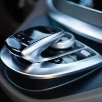 Mercedes-Benz V300d L Avantgarde 4MATIC: Business jet na kolech