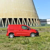 Peugeot Partner 1,5 BlueHDi 130: Přeplněná mysl v přeplněné kabině