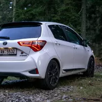 Toyota Yaris Hybrid GR-Sport: Neobvyklý mix