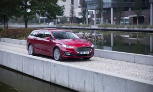 Recenze & testy: Ford Mondeo HEV: Opomíjeno neprávem?