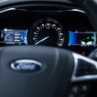 Ford Mondeo HEV: Opomíjeno neprávem?