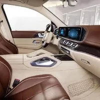 Mercedes-Maybach GLS 600 vyměnil vkus za opulentní luxus