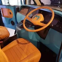 Morris se vrací s elektrickou retro dodávkou