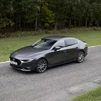 Mazda3 Sedan G122: Jsi tak krásná!