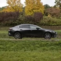 Mazda3 Sedan G122: Jsi tak krásná!