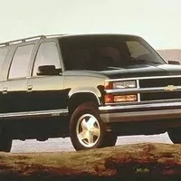 První auto s hvězdou na chodníku slávy je Chevrolet Suburban