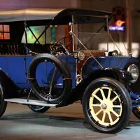 Jak Cadillac postupně vymýšlel automobil