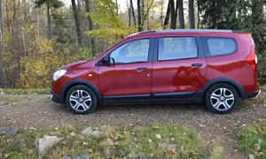 Recenze & testy: Dacia Lodgy Blue dCi 115: Volání temné strany