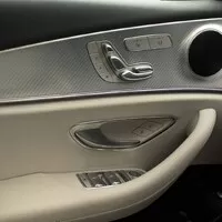 Mercedes-Benz E300de: Pan Jedinečný