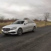 Mercedes-Benz E300de: Pan Jedinečný