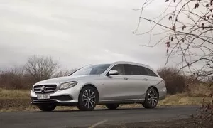 Recenze & testy: Mercedes-Benz E300de: Pan Jedinečný