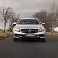 Mercedes-Benz E300de: Pan Jedinečný