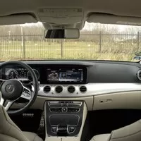 Mercedes-Benz E300de: Pan Jedinečný
