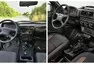 Lada Niva prodělala facelift. Zvenčí není poznat, zevnitř posunul vůz do osmdesátých let.