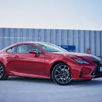 Lexus RC 300h: Vůz perspektivního bezdětného muže