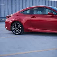 Lexus RC 300h: Vůz perspektivního bezdětného muže