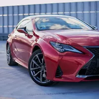 Lexus RC 300h: Vůz perspektivního bezdětného muže