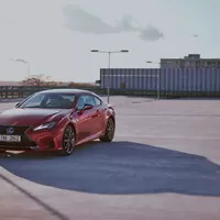 Lexus RC 300h: Vůz perspektivního bezdětného muže