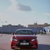 Lexus RC 300h: Vůz perspektivního bezdětného muže