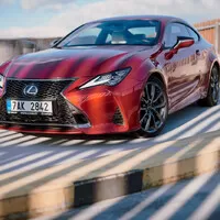 Lexus RC 300h: Vůz perspektivního bezdětného muže