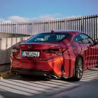 Lexus RC 300h: Vůz perspektivního bezdětného muže