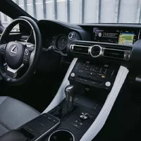 Lexus RC 300h: Vůz perspektivního bezdětného muže