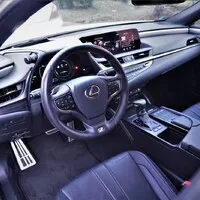 Lexus ES300h F-Sport: Konečně správné využití elektřiny