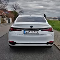 Lexus ES300h F-Sport: Konečně správné využití elektřiny