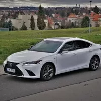 Lexus ES300h F-Sport: Konečně správné využití elektřiny